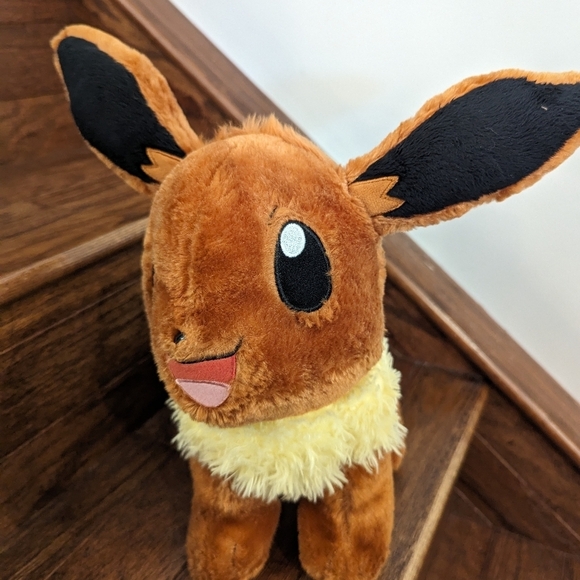 Build a Bear Workshop Pokemon Eevee Plush - Picture 11 of 14